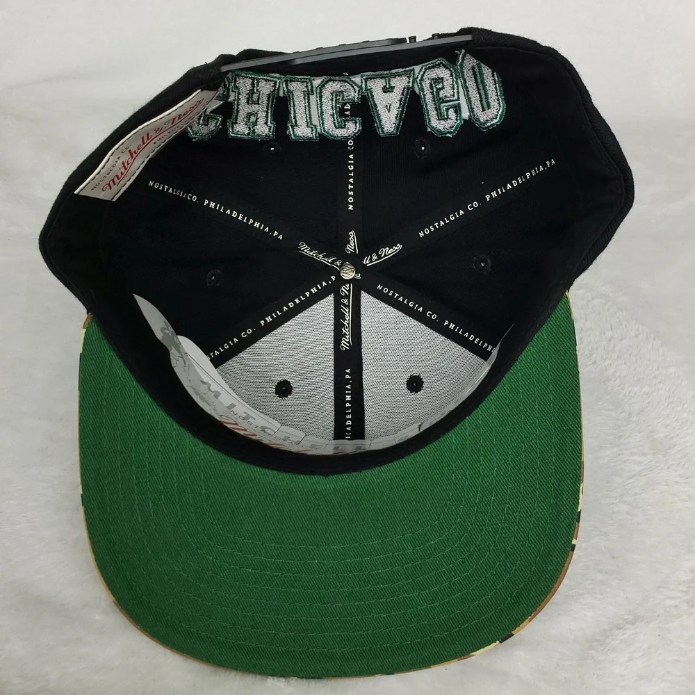 Mitchell & Ness chicago huntsmen